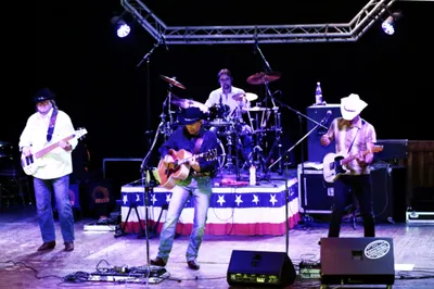 Live in Pullman City II