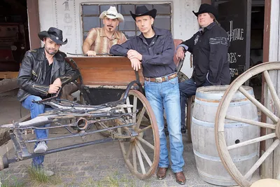 Wir wünschen euch einen guten Rutsch und ein erfolgreiches Jahr 2016